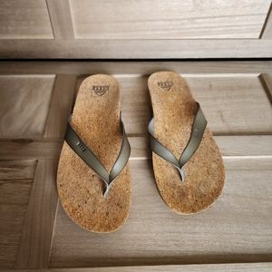 Reef flip flops